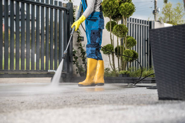 Garage Pressure Washing in Griggsville, IL